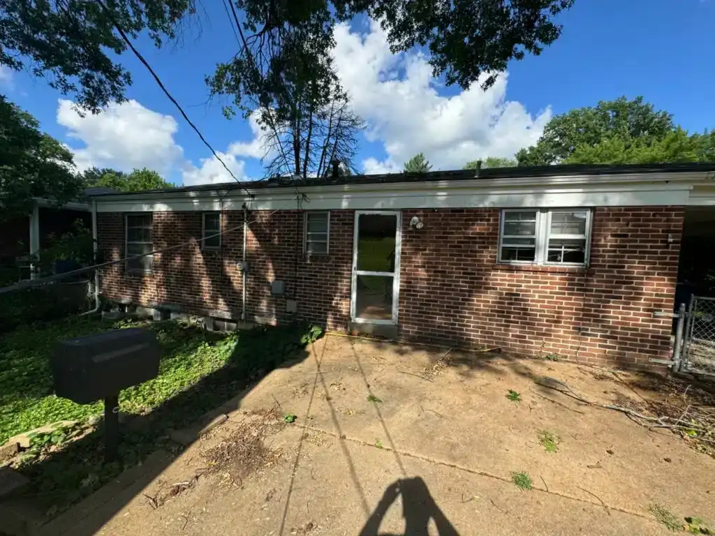 A brick house in St. Louis that was so quickly for cash