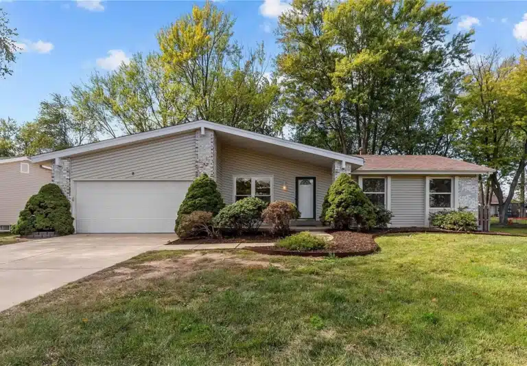 St. Peters 13 The front of a home in St. Peters, MO