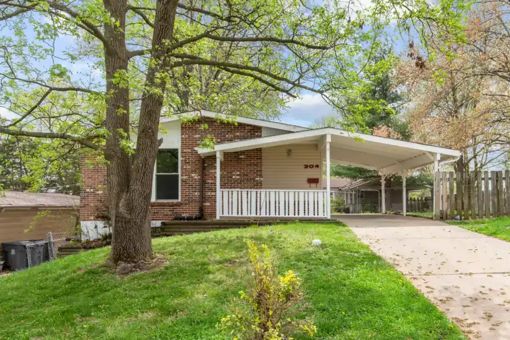 A house in Florissant, Missouri that we bought fast for cash