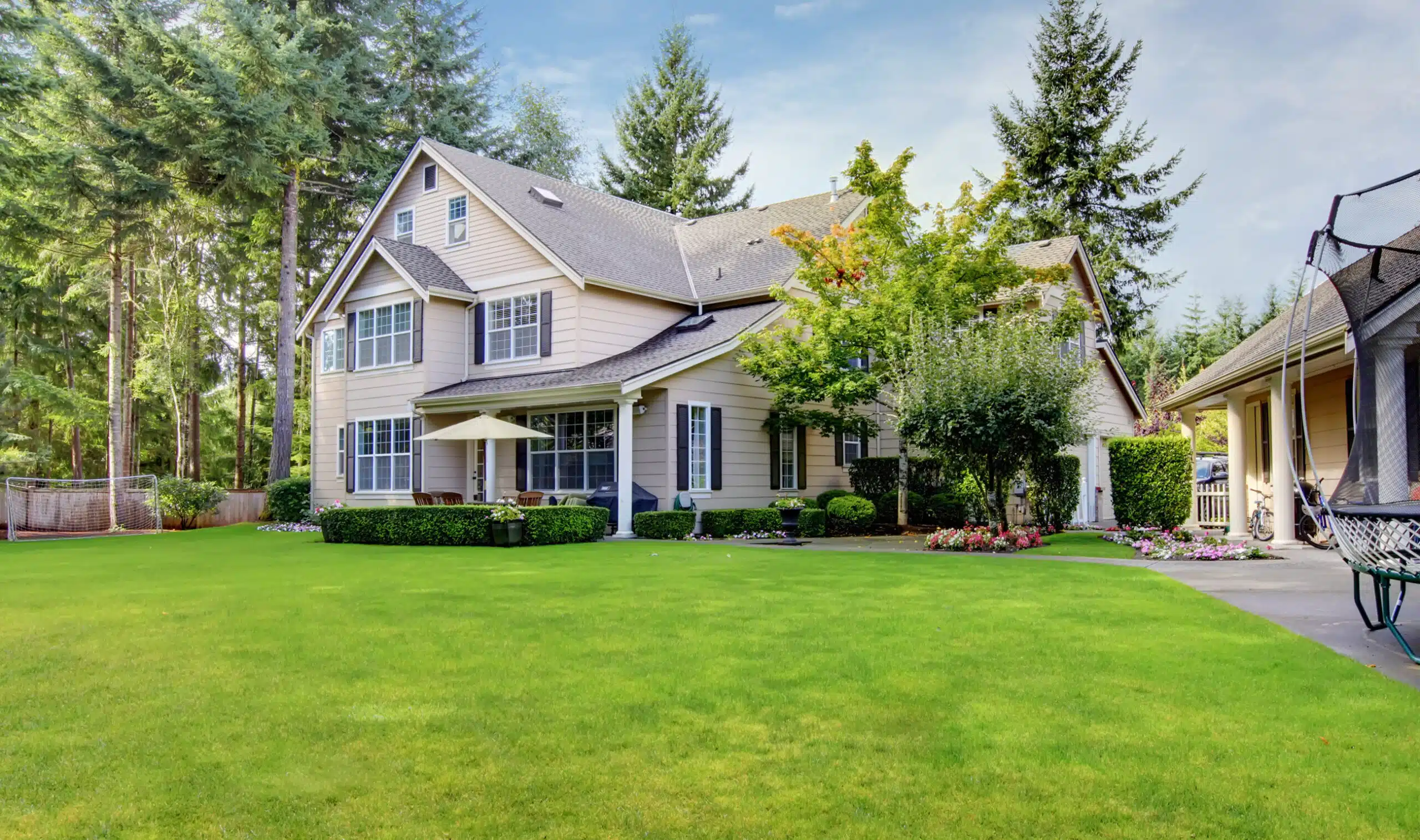 Large single family house in St. Louis that we bought fast for cash