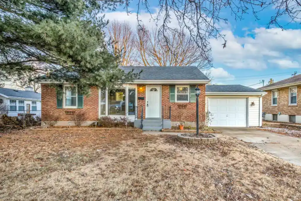 A house in Lake St. Louis, Missouri that we bought fast for cash